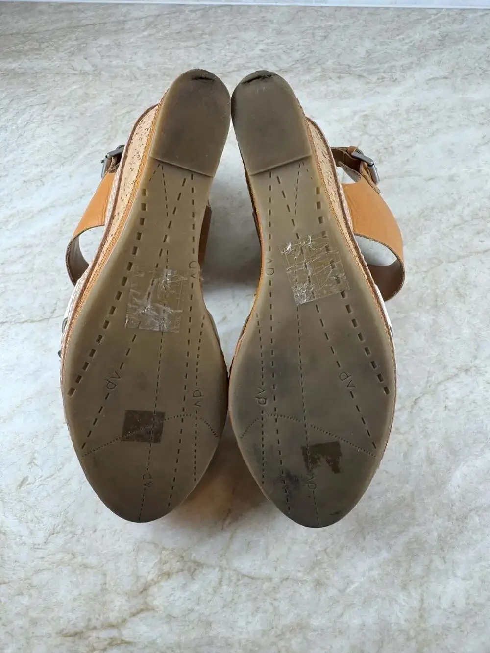 DV Dolce Vita Jaslyn Leather Cork Wedge Platform Sandals Tan White Womens 8.5